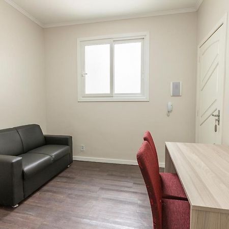 Hotel Goncalves- Proximo A Santa Casa De Porto Alegre Ngoại thất bức ảnh