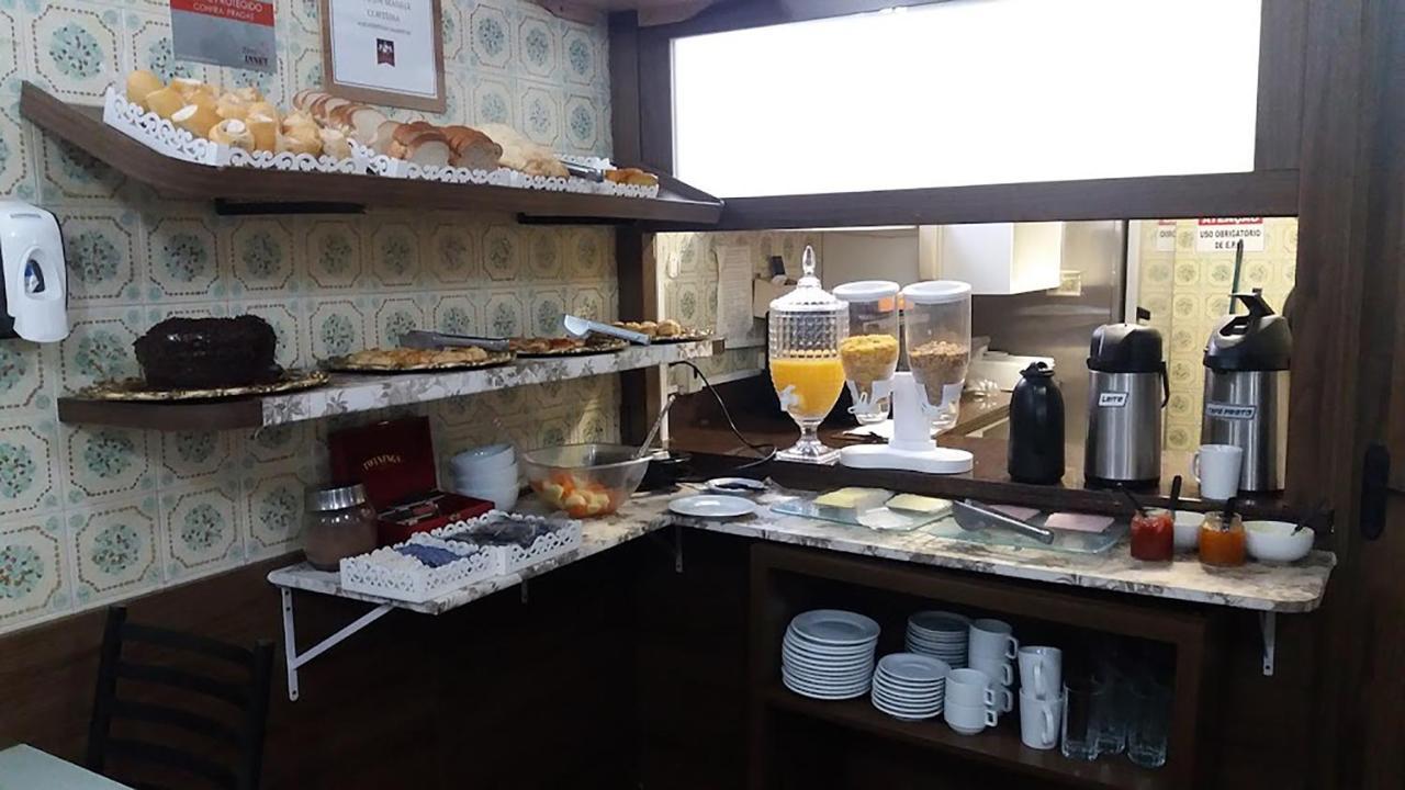 Hotel Goncalves- Proximo A Santa Casa De Porto Alegre Ngoại thất bức ảnh