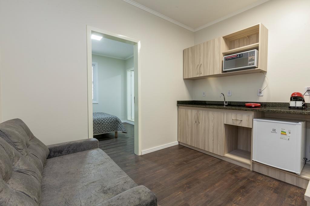 Hotel Goncalves- Proximo A Santa Casa De Porto Alegre Ngoại thất bức ảnh