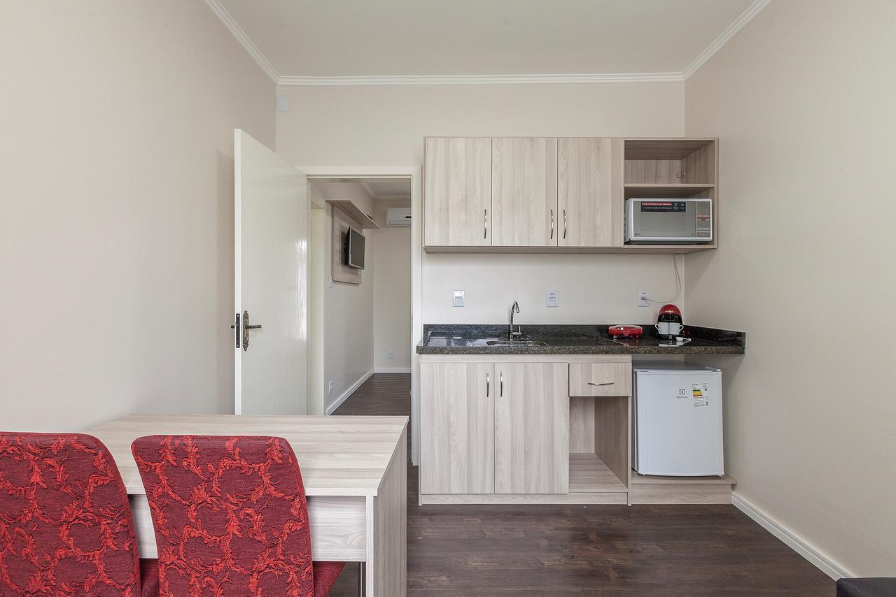 Hotel Goncalves- Proximo A Santa Casa De Porto Alegre Ngoại thất bức ảnh