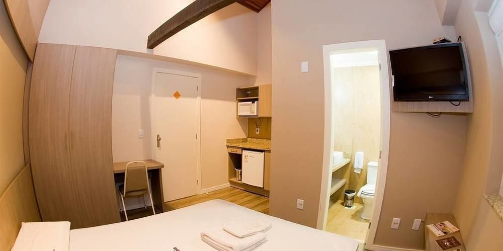 Hotel Goncalves- Proximo A Santa Casa De Porto Alegre Ngoại thất bức ảnh